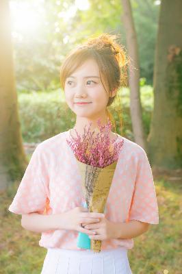 两个女儿和爸爸的搞笑视频